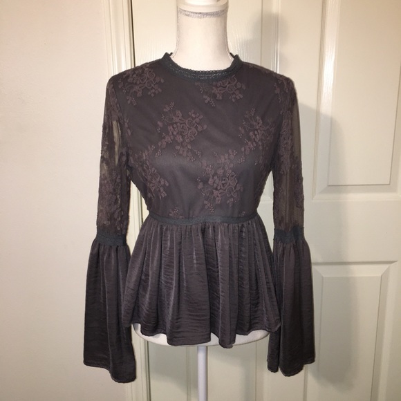 Listicle Tops - Listicle Lace Peplum Top